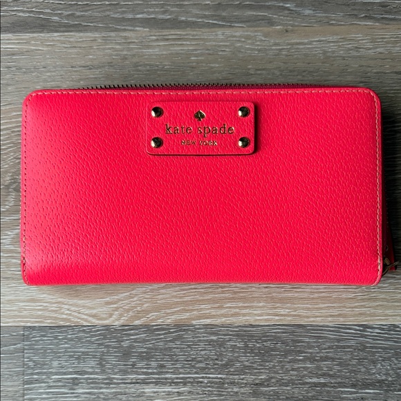 kate spade Handbags - EUC Kate Spade Bright Pink Clutch Wallet
